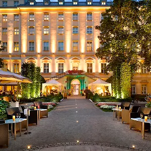 ***** Hotel The Grand - The Leading Of The World República Checa